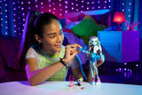 Monster High: Frankie Stein - Fashion Doll