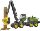 Bruder: 1:16 John Deere 1270G Forest Harvester with Trunk