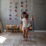 Kinderfeets: Child's Swing